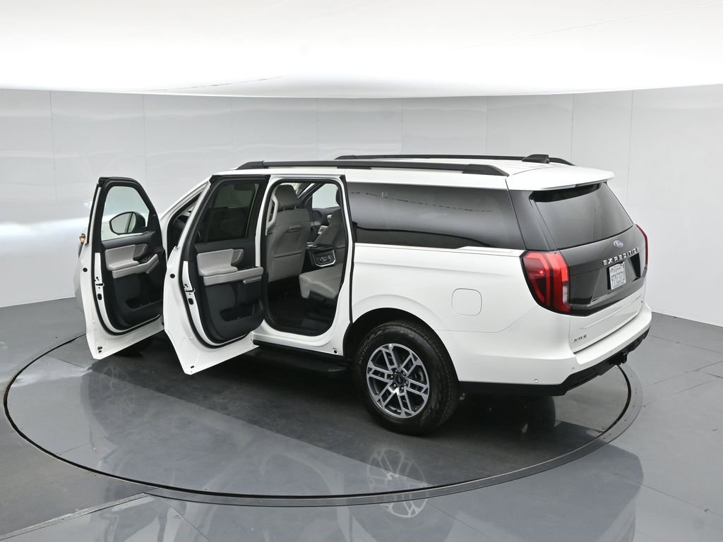 Used 2025 Ford Expedition Max Active image 48