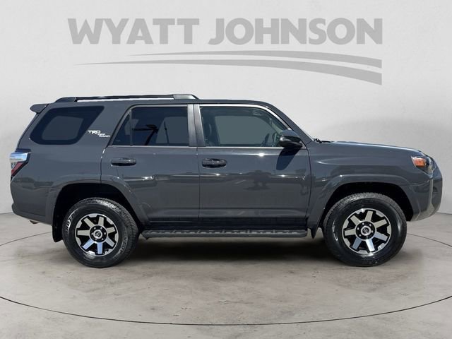 Used 2024 Toyota 4Runner TRD Off-Road Premium AWD/4WD image 6