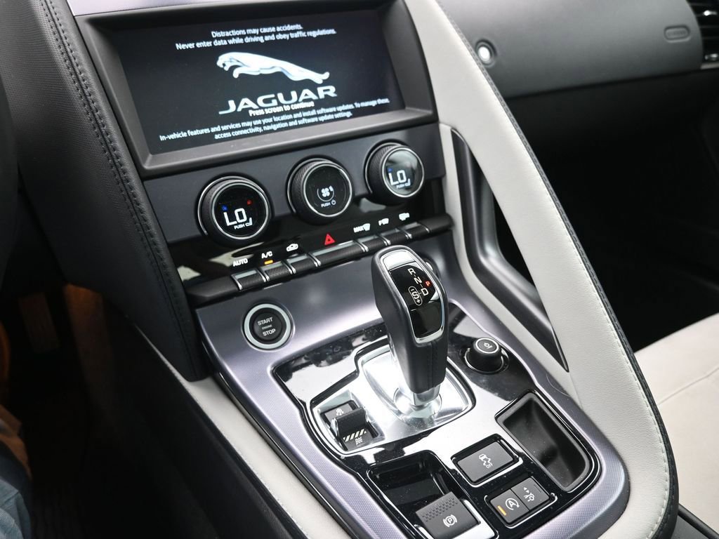 Used 2019 Jaguar F-TYPE Coupe image 9
