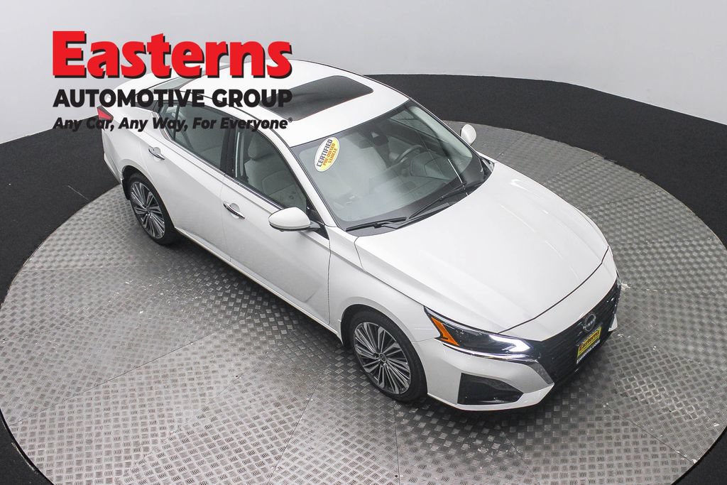 Used 2023 Nissan Altima 2.5 SL AWD/4WD image 3