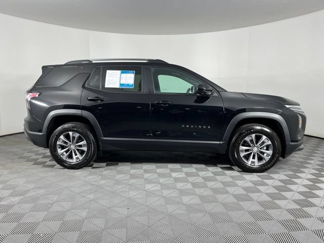 Used 2025 Chevrolet Equinox LT w/ Convenience Package II FWD image 13