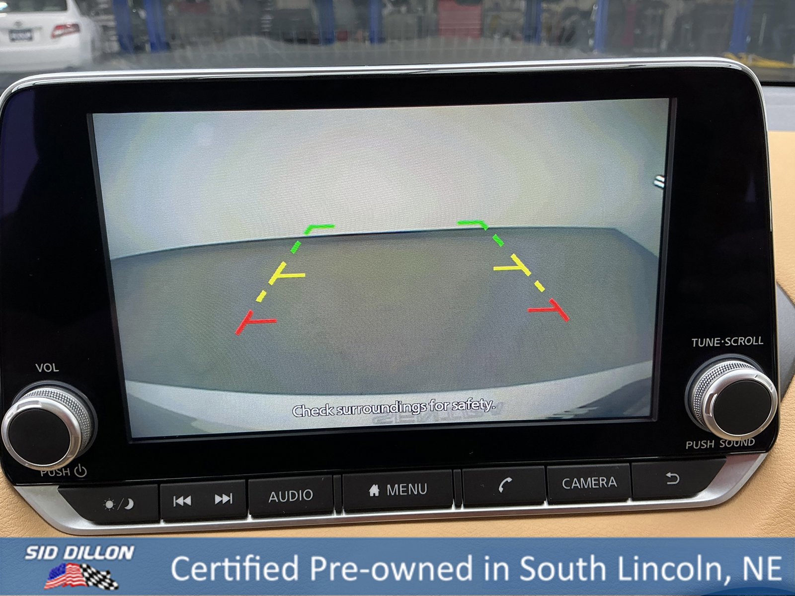 Used 2022 Nissan Sentra SV w/ SV Premium Package image 7