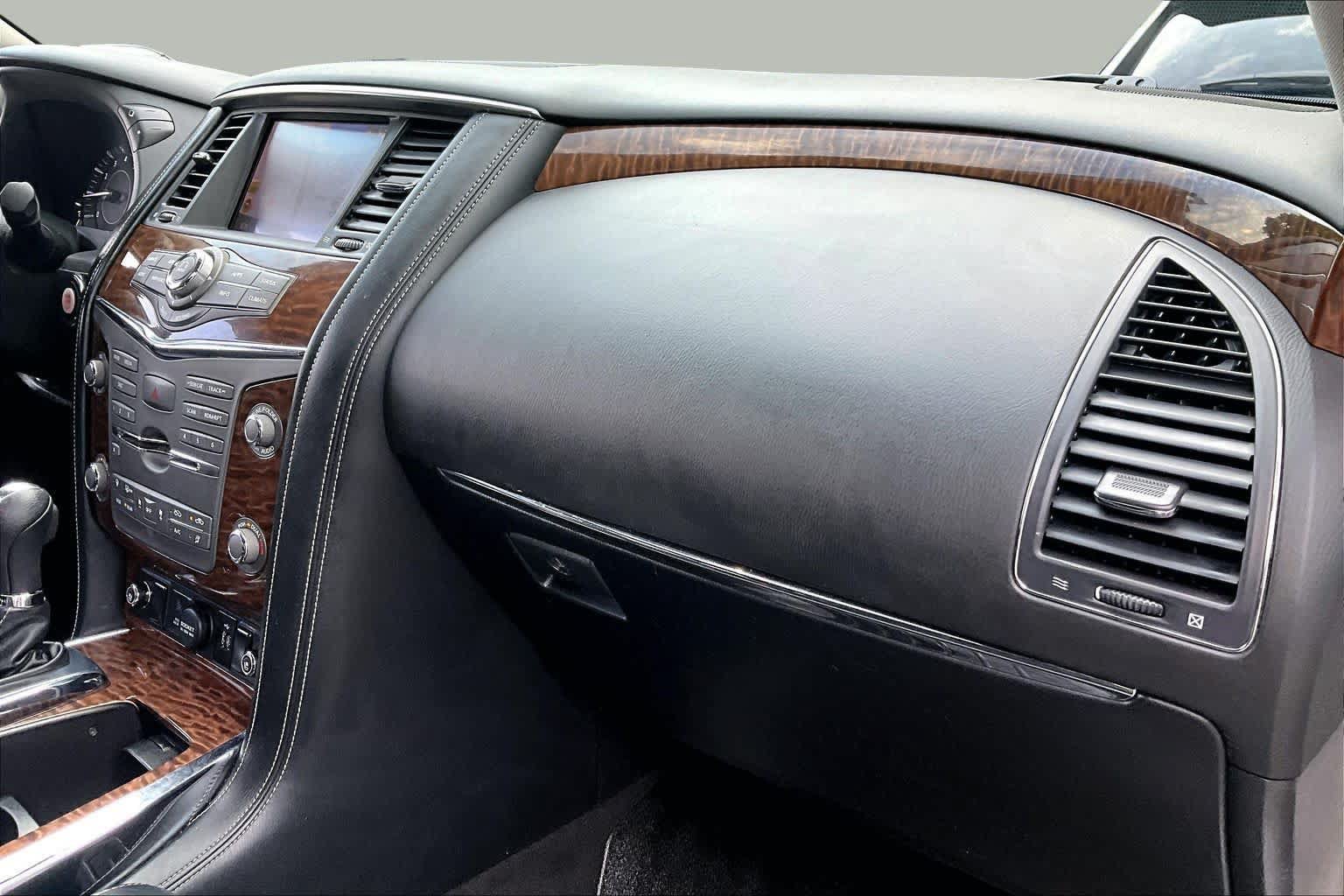 Used 2019 Nissan Armada Platinum w/ Cargo Package AWD/4WD image 17