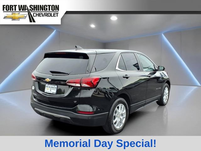 Used 2024 Chevrolet Equinox LT FWD image 2