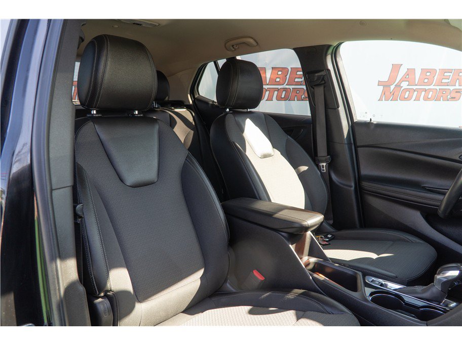 Used 2023 Buick Encore GX Select w/ Sport Touring Package FWD image 40
