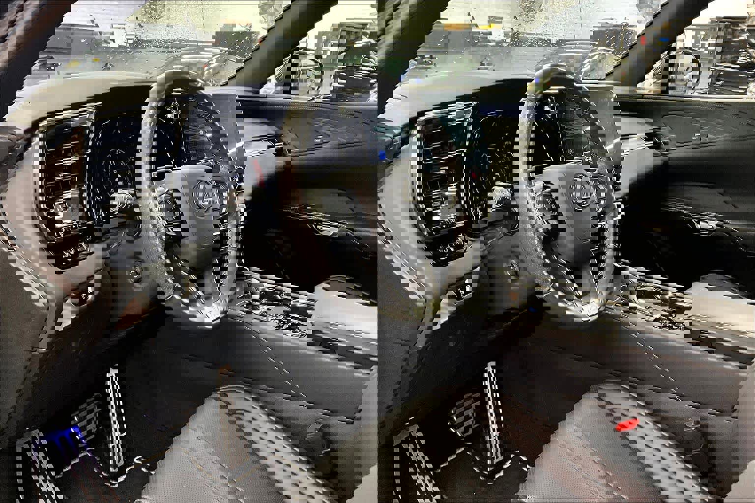 Used 2024 Lexus RX 350 F Sport w/ Convenience Package image 17