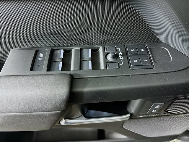 New 2026 Land Rover Defender 110 S AWD/4WD image 19