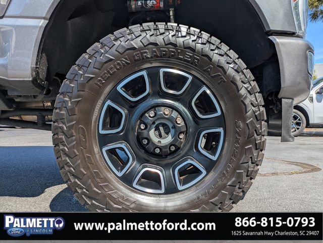 Used 2024 Ford F250 Platinum image 11