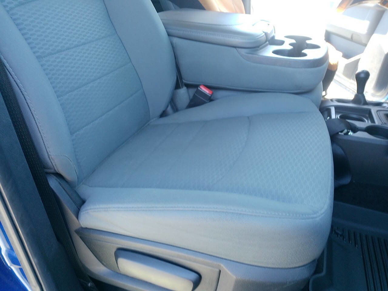 Used 2014 RAM 3500 Tradesman w/ Chrome Appearance Group image 39