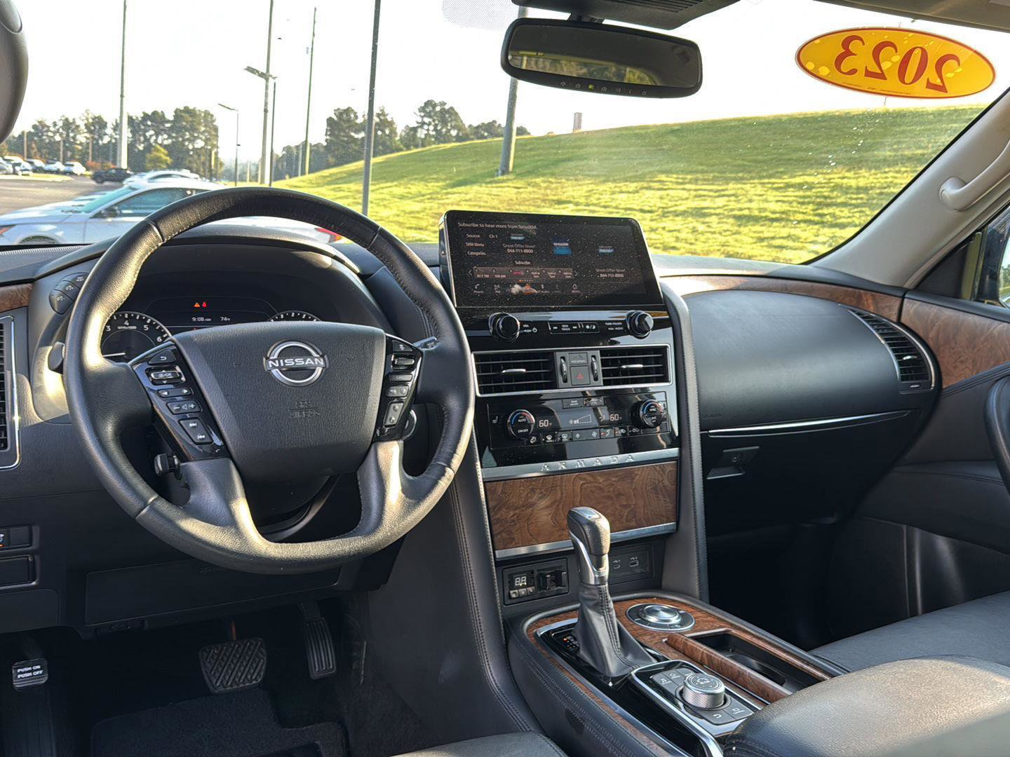 Used 2023 Nissan Armada SL w/ Captain's Chairs Package image 16