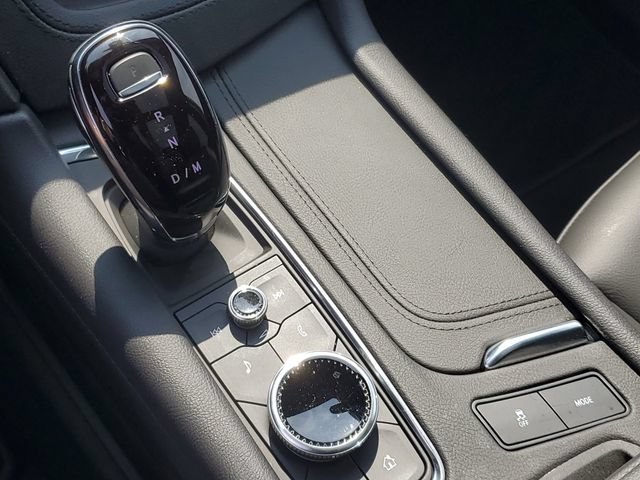 Certified 2025 Cadillac XT6 Luxury FWD image 24