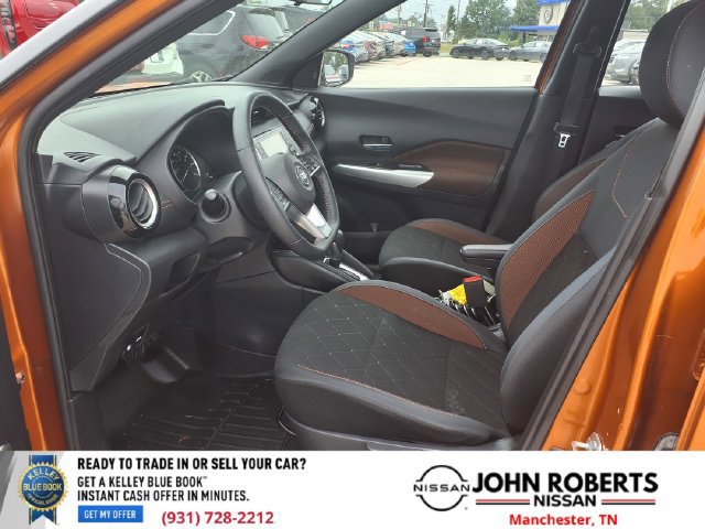 Used 2020 Nissan Kicks SR FWD image 3