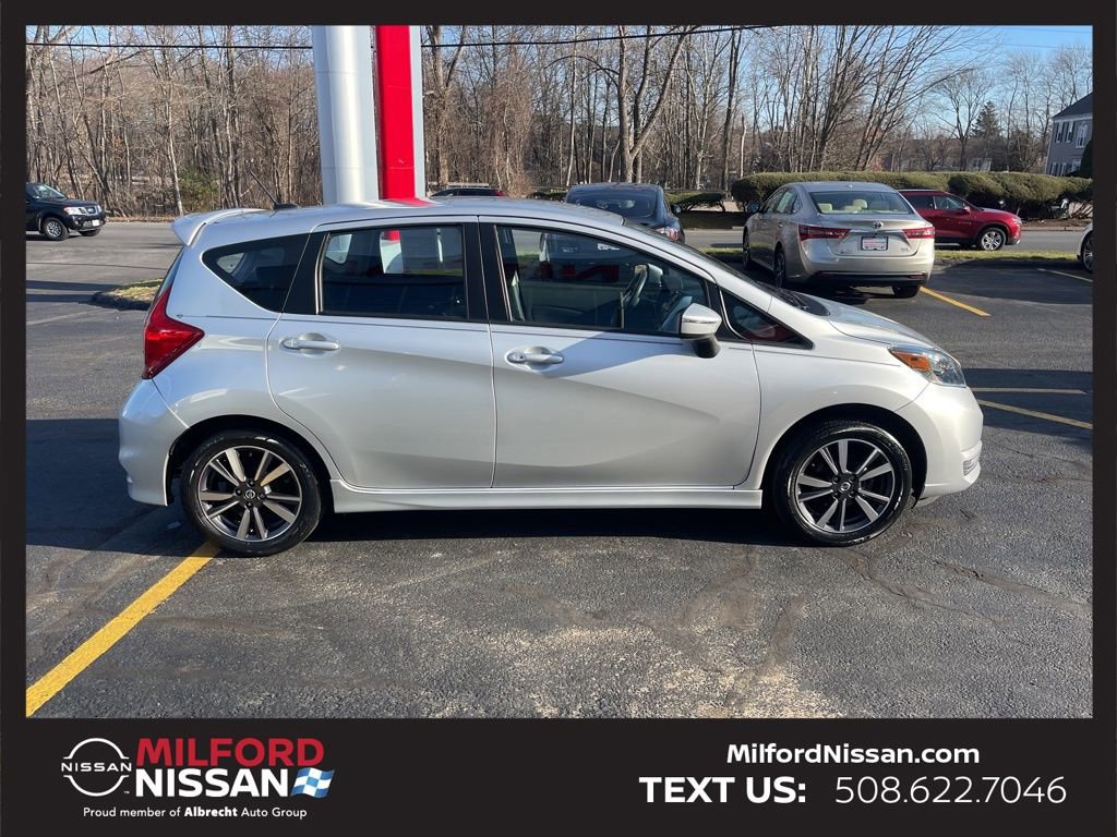 Used 2018 Nissan Versa Note SR image 6