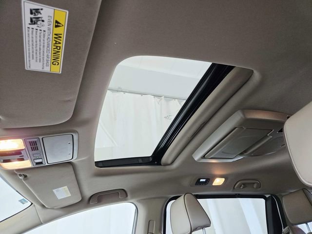 Used 2024 Honda Odyssey Elite image 6