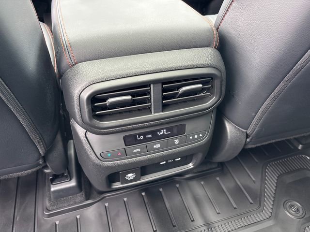 Used 2025 Honda Pilot TrailSport image 9