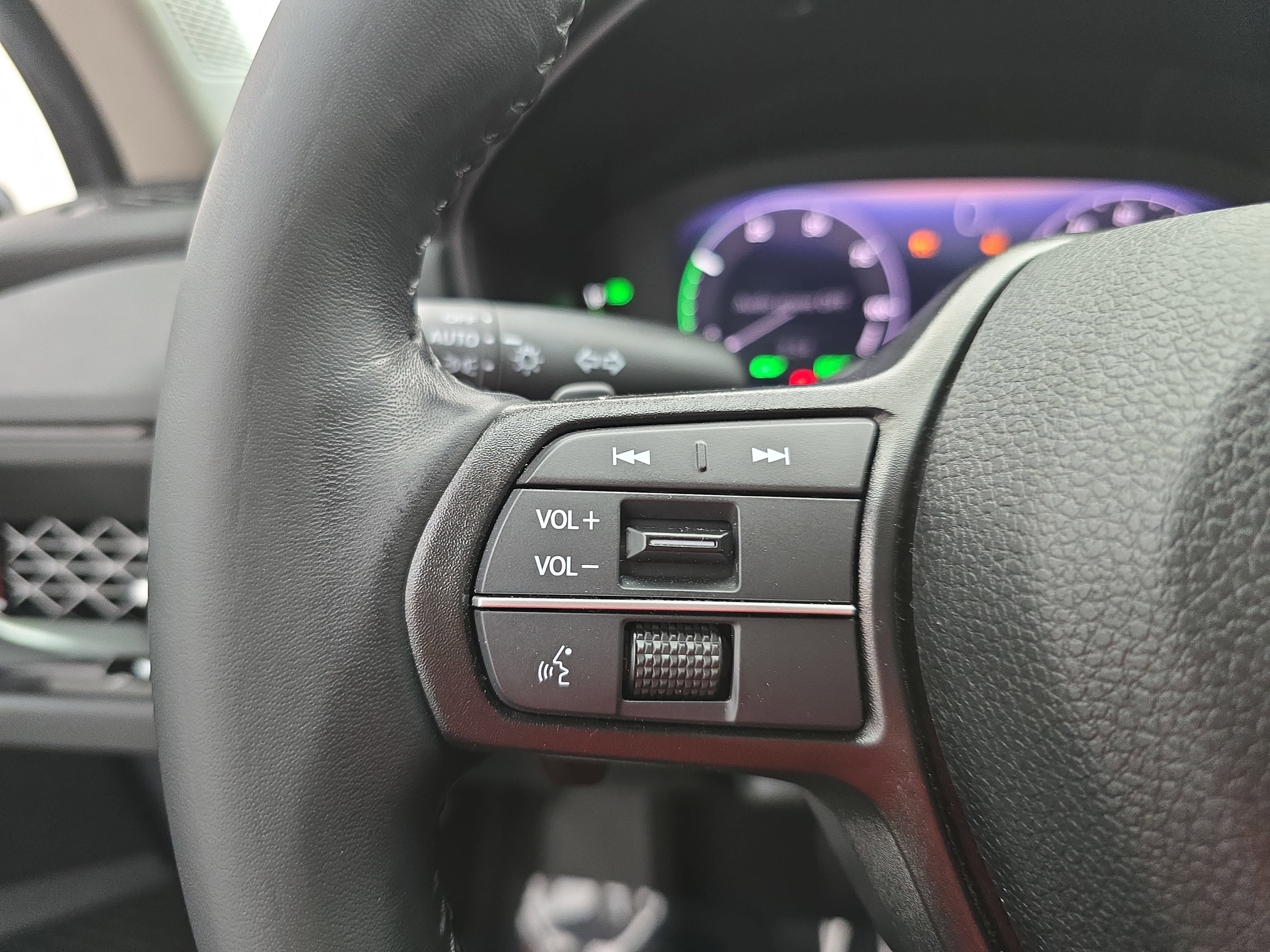 Used 2024 Honda Accord EX-L image 16