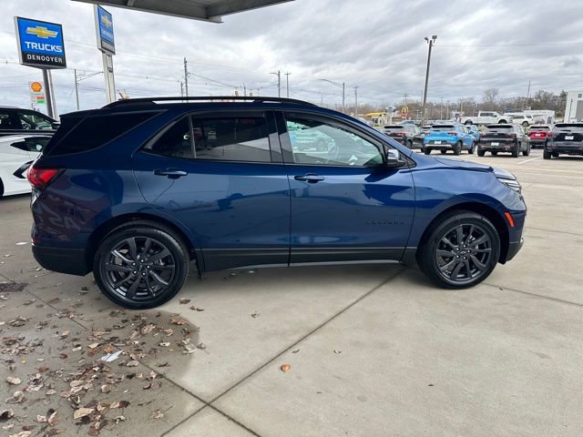 Used 2023 Chevrolet Equinox RS AWD/4WD image 5