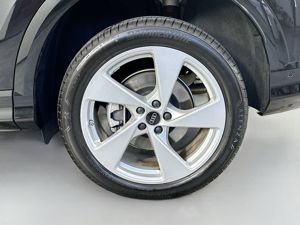 Used 2025 Audi Q5 Premium Plus AWD/4WD image 35