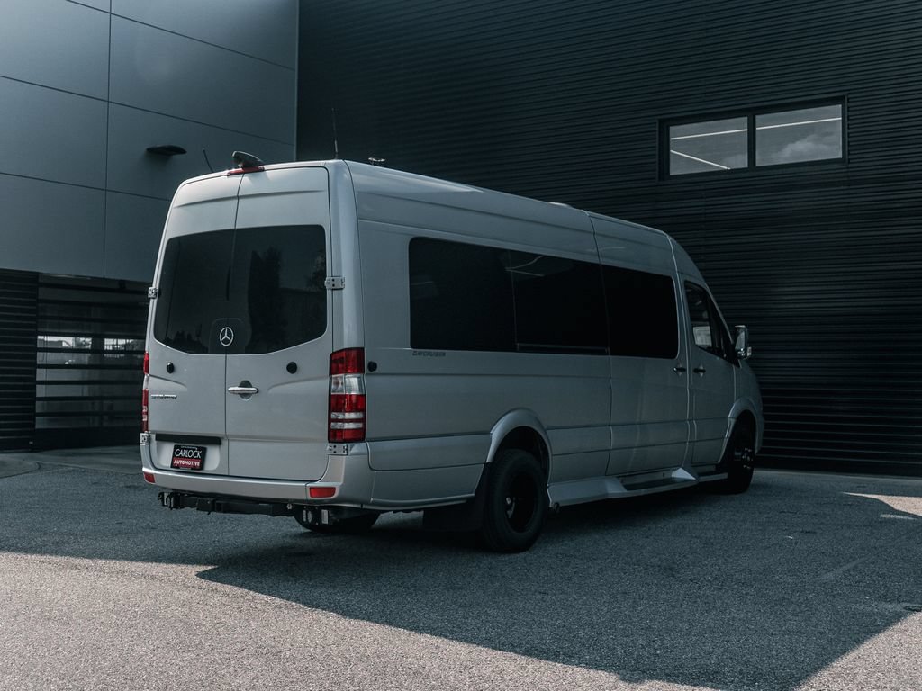 Used 2018 Mercedes-Benz Sprinter 3500 image 11