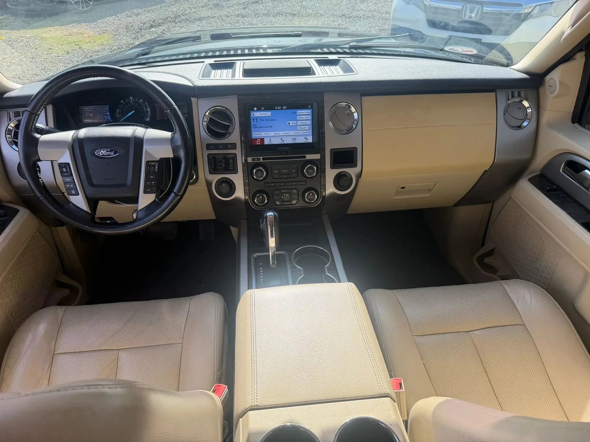 Used 2017 Ford Expedition Limited AWD/4WD image 32