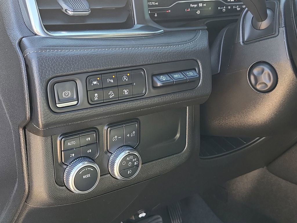 Certified 2023 GMC Yukon XL Denali image 18