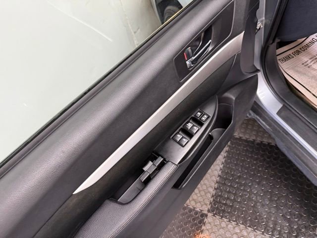 Used 2014 Subaru Outback 2.5i image 18