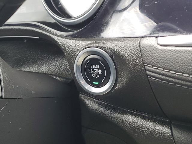 Used 2022 Buick Encore GX Select AWD/4WD image 17