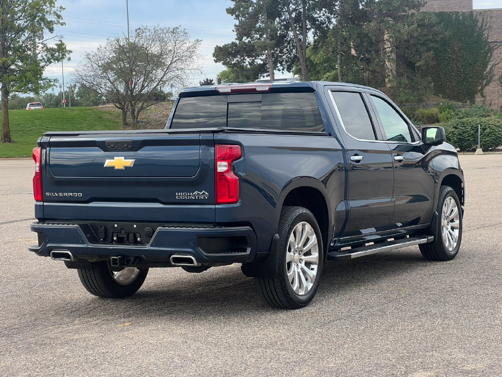 Used 2022 Chevrolet Silverado 1500 High Country AWD/4WD image 57