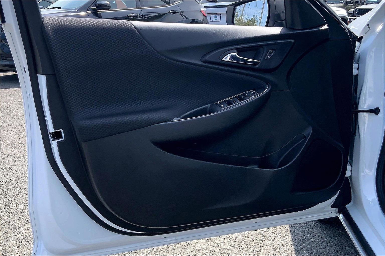 Used 2023 Chevrolet Malibu LS FWD image 20