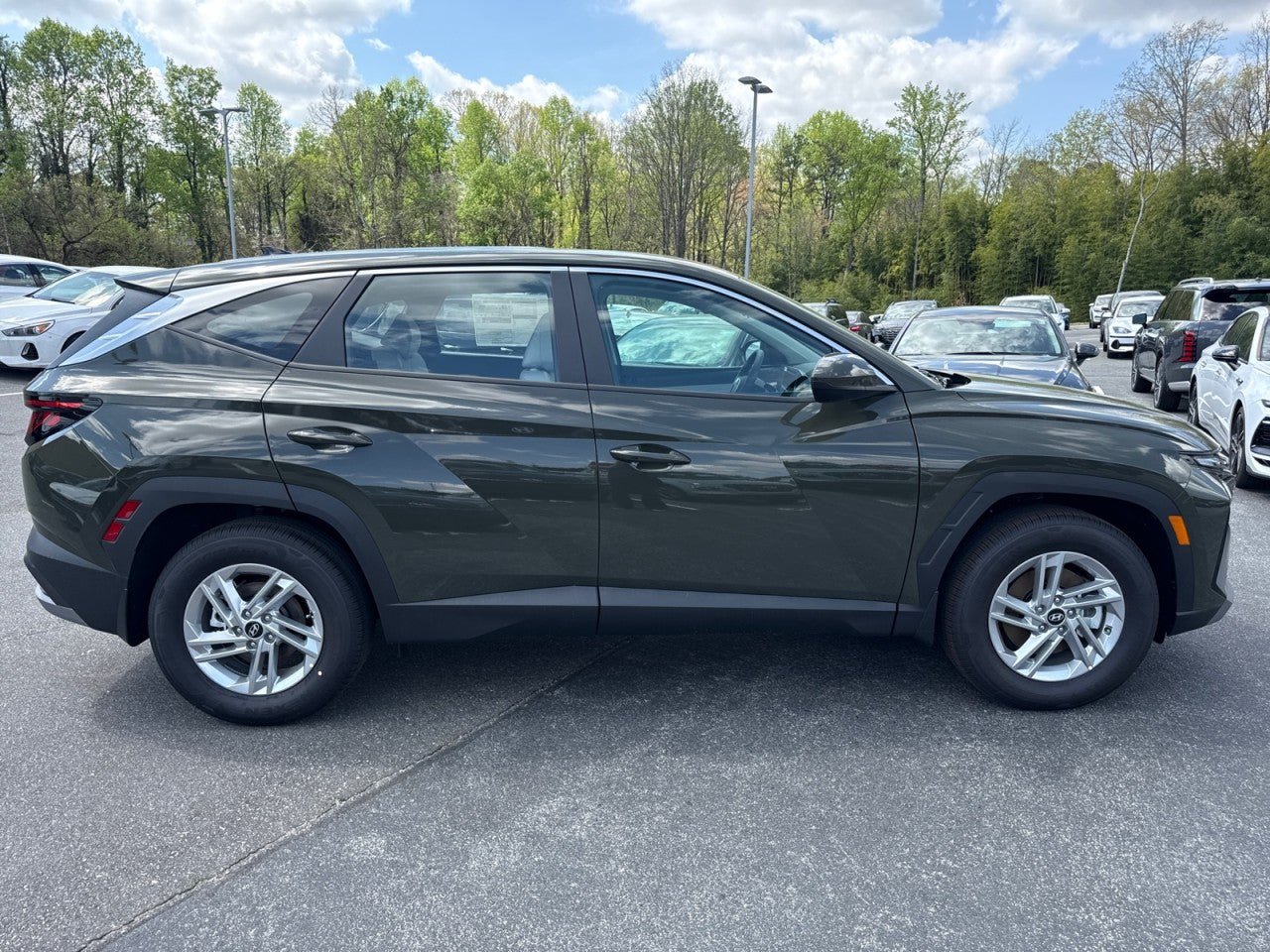 New 2026 Hyundai Tucson SE FWD image 8