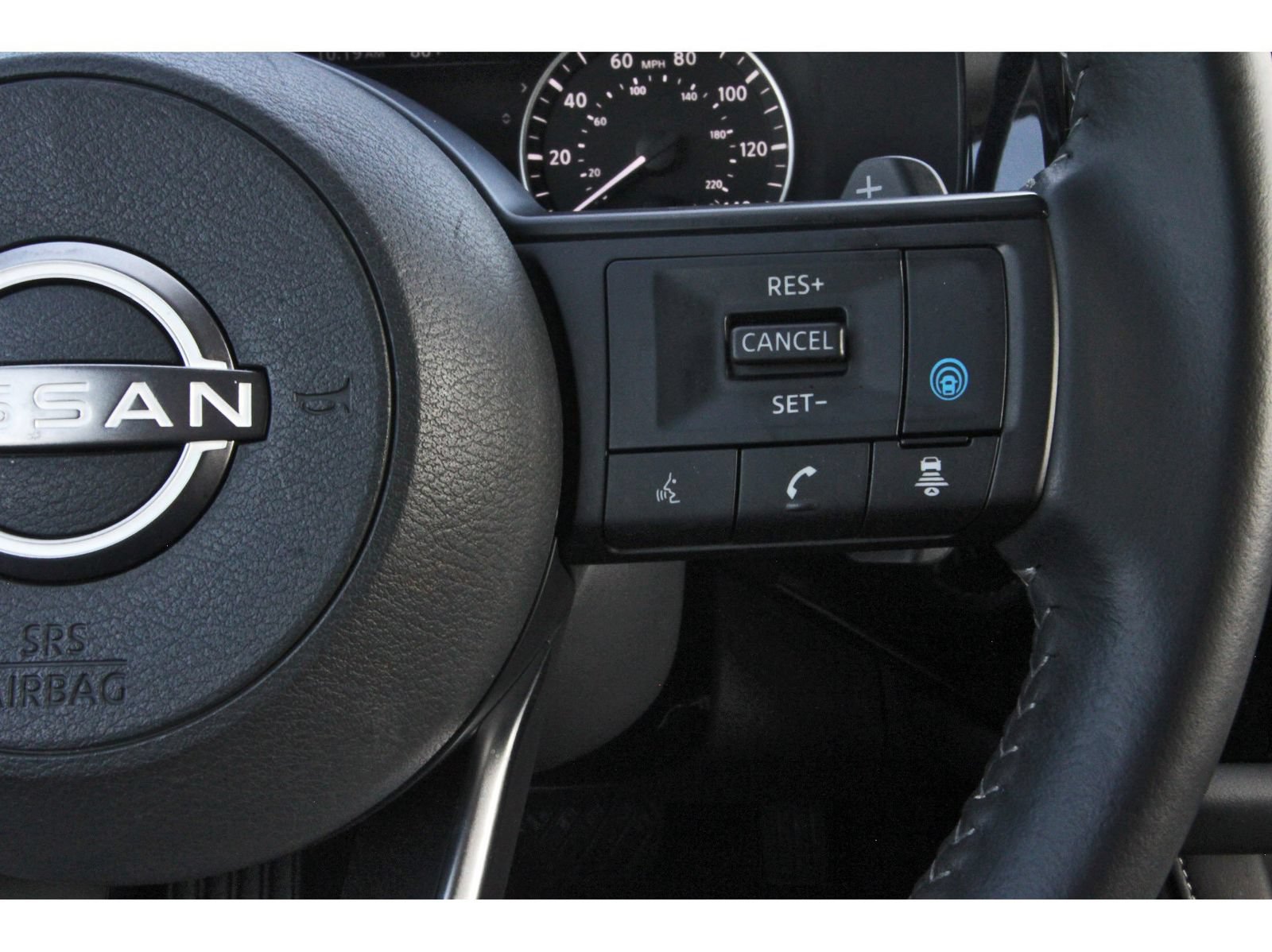 Certified 2025 Nissan Pathfinder SV w/ SV Premium Package FWD image 20