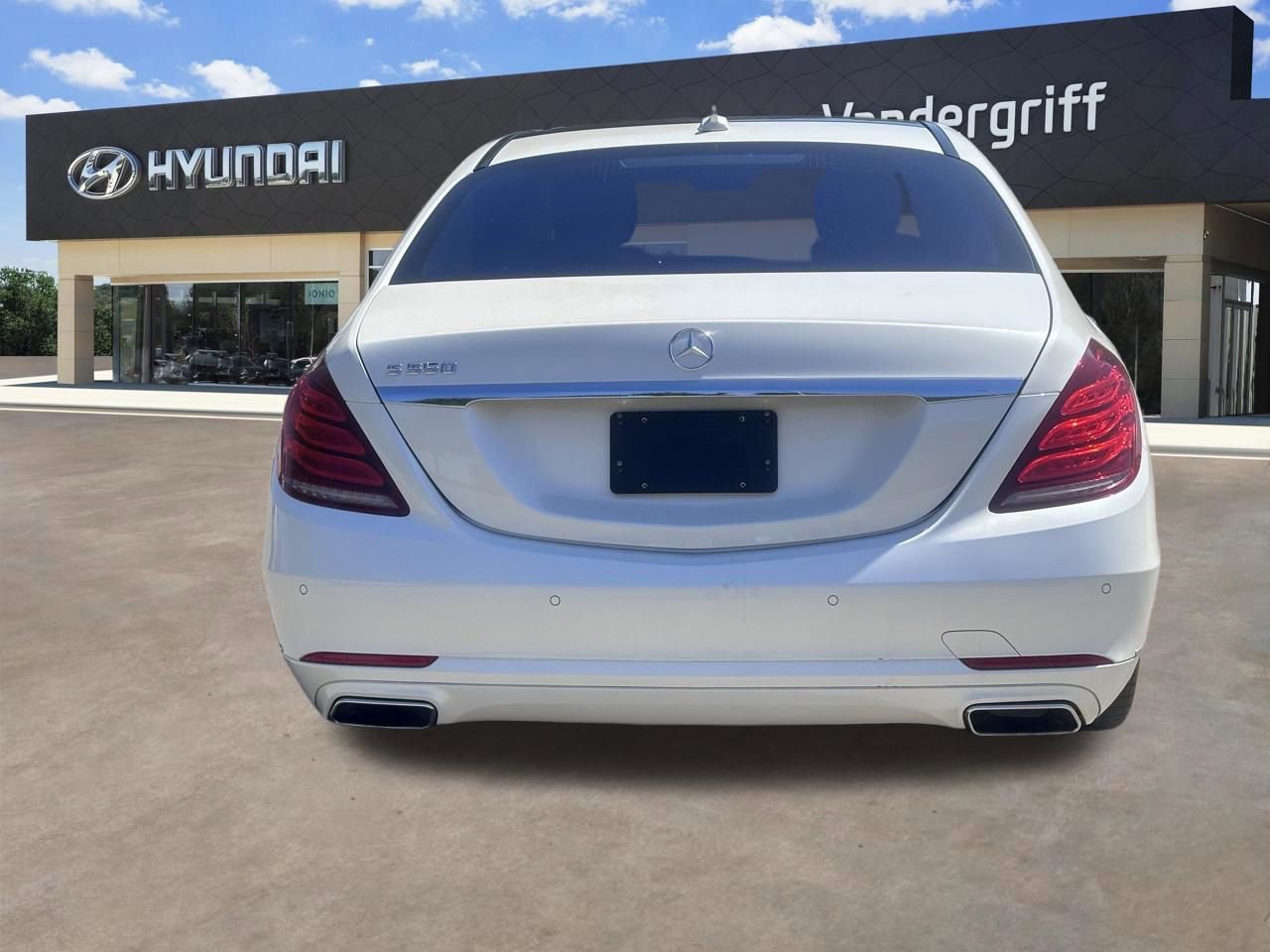 Used 2015 Mercedes-Benz S 550 Sedan image 11