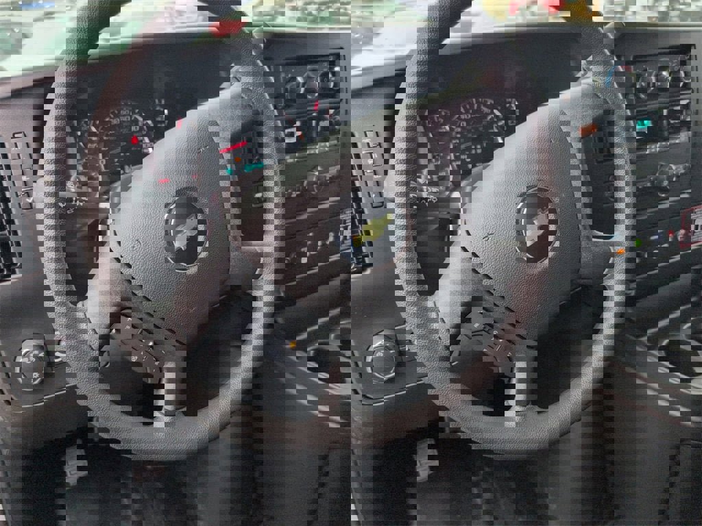 New 2026 Chevrolet Express 2500 Extended w/ Driver Convenience Package image 17