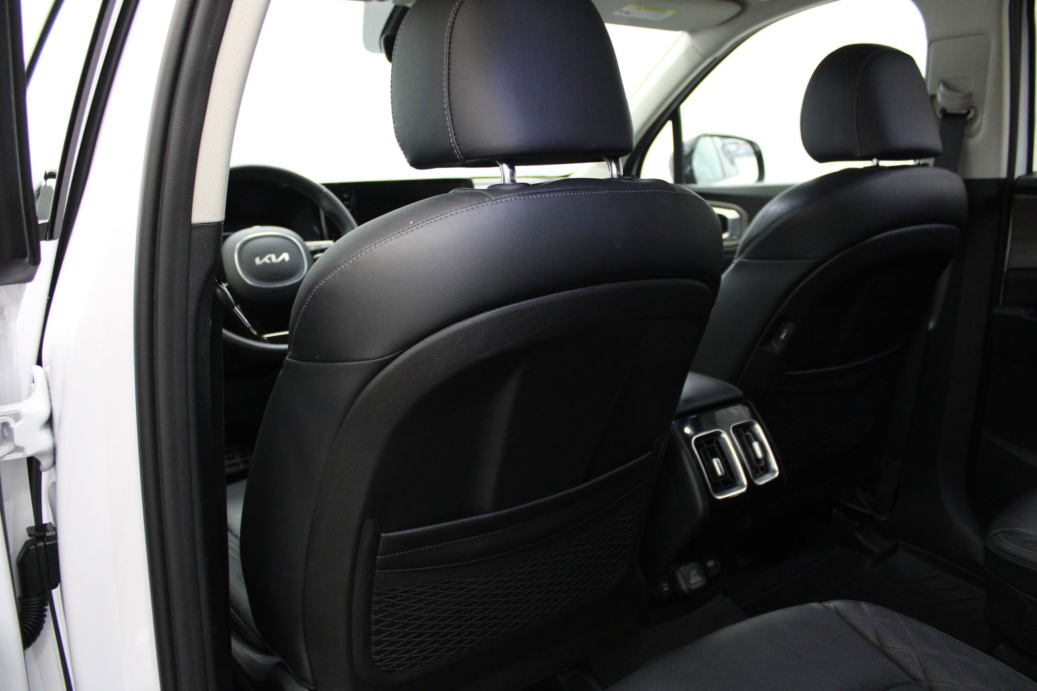 Used 2023 Kia Sorento SX Prestige AWD/4WD image 24