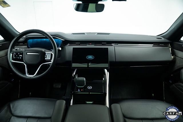 Used 2025 Land Rover Range Rover Sport image 16