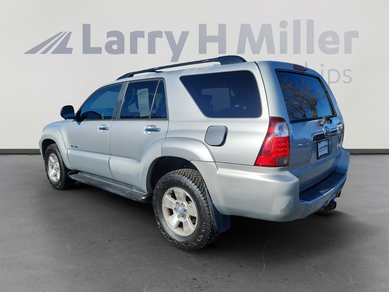 Used 2006 Toyota 4Runner SR5 image 3