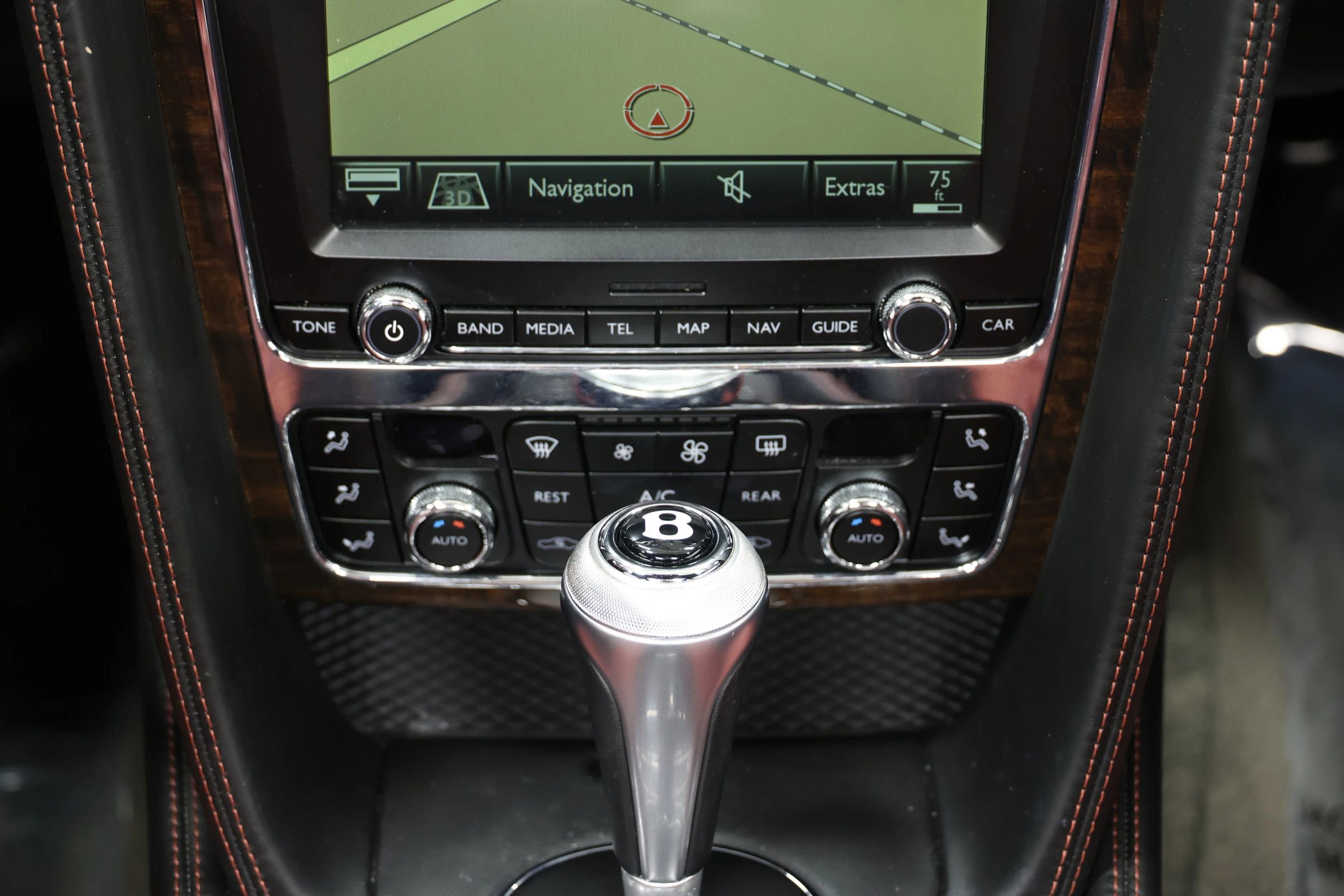 Used 2017 Bentley Flying Spur S V8 AWD/4WD image 40