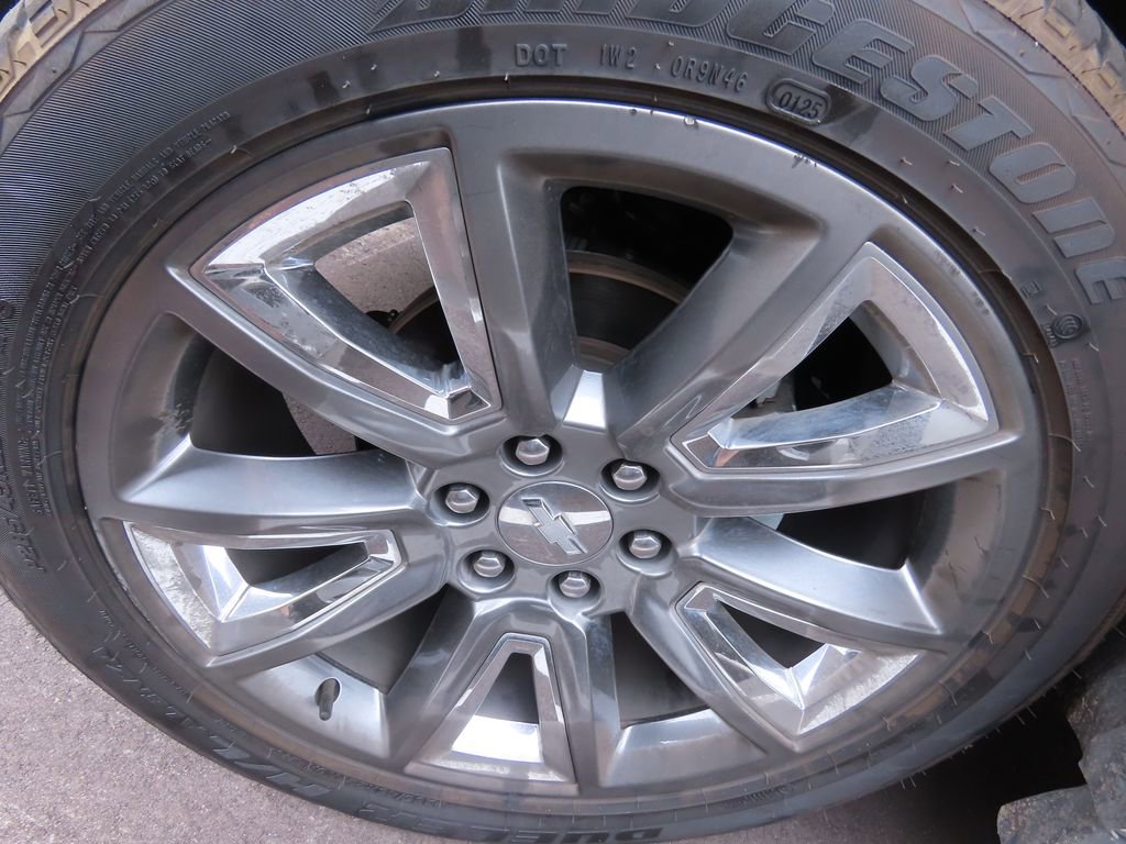 Used 2017 Chevrolet Tahoe Premier AWD/4WD image 15