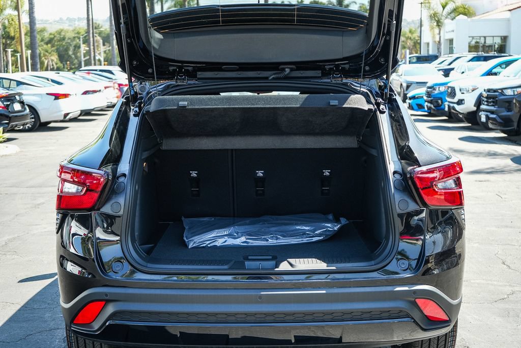 New 2026 Chevrolet Trax RS w/ Driver Confidence Package FWD image 24