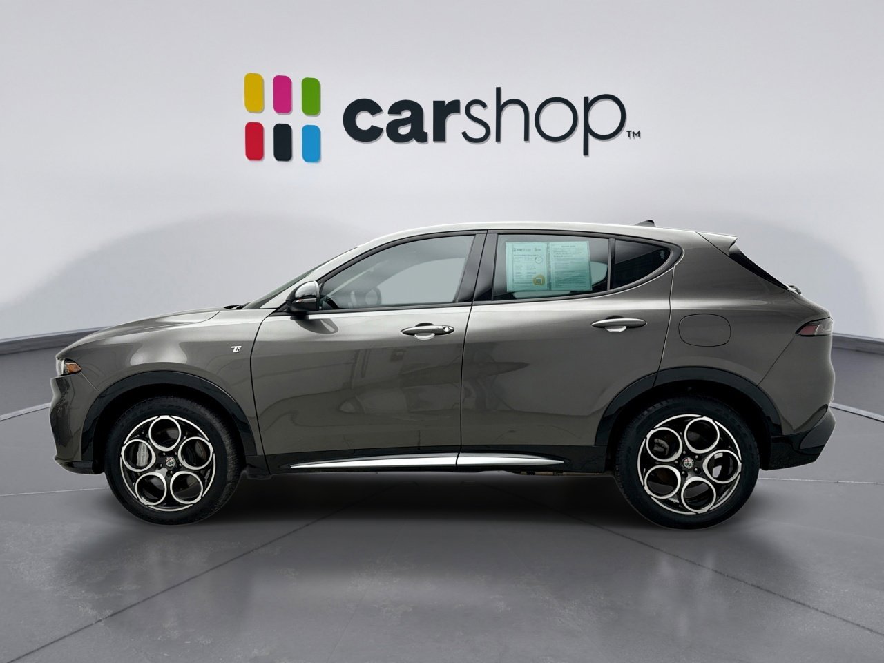 Used 2024 Alfa Romeo Tonale Ti image 2