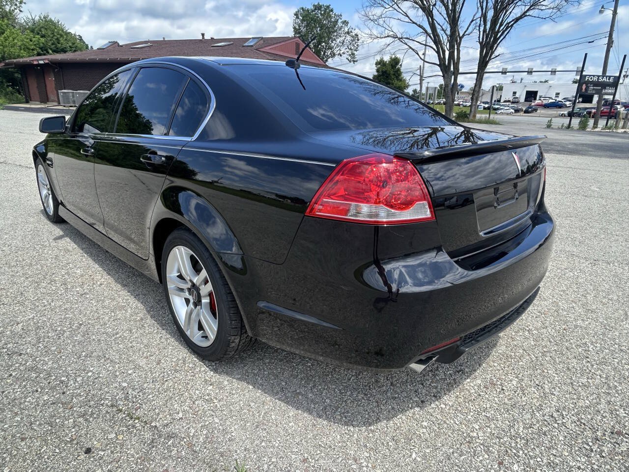 Used 2008 Pontiac G8 w/ Premium Package RWD image 8