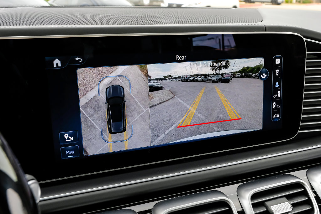Used 2024 Mercedes-Benz Maybach GLS 600 4MATIC image 19