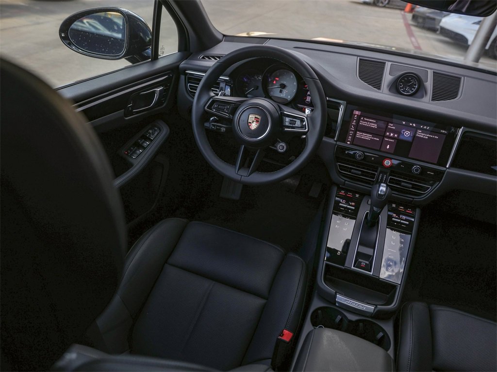 New 2026 Porsche Macan S image 32
