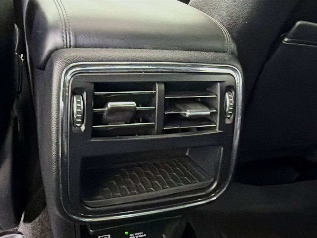 Used 2018 Lincoln Continental Select FWD image 30