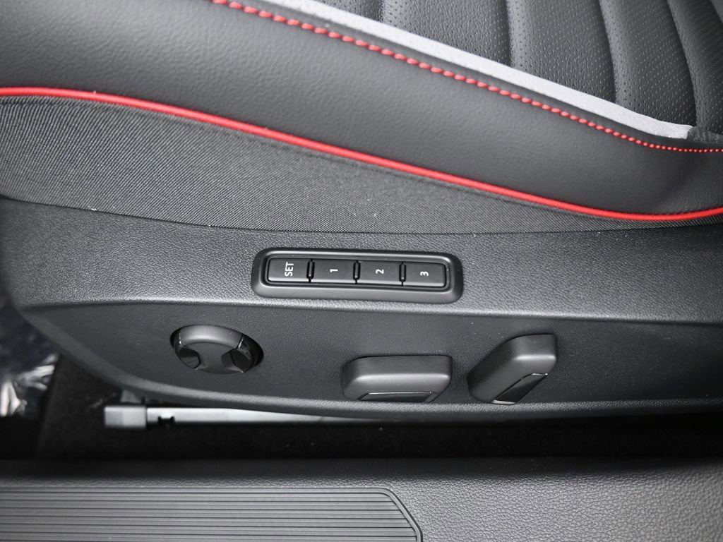 New 2025 Volkswagen GTI Autobahn image 40