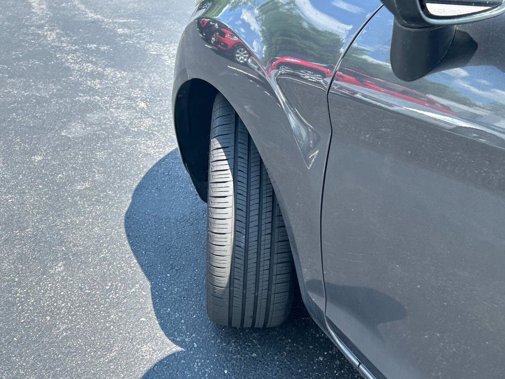 Used 2015 Ford Fiesta SE image 10