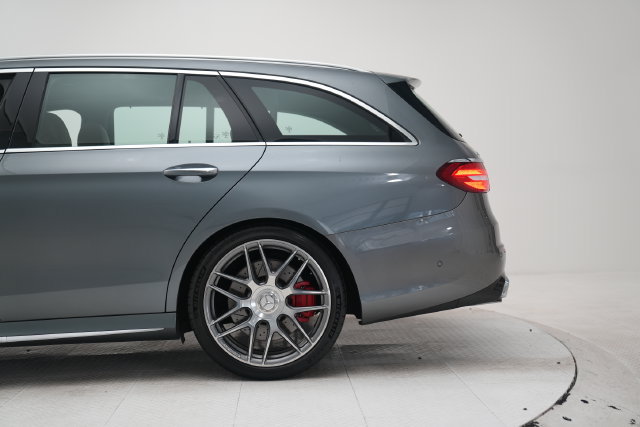 Used 2018 Mercedes-Benz E 63 AMG S image 19