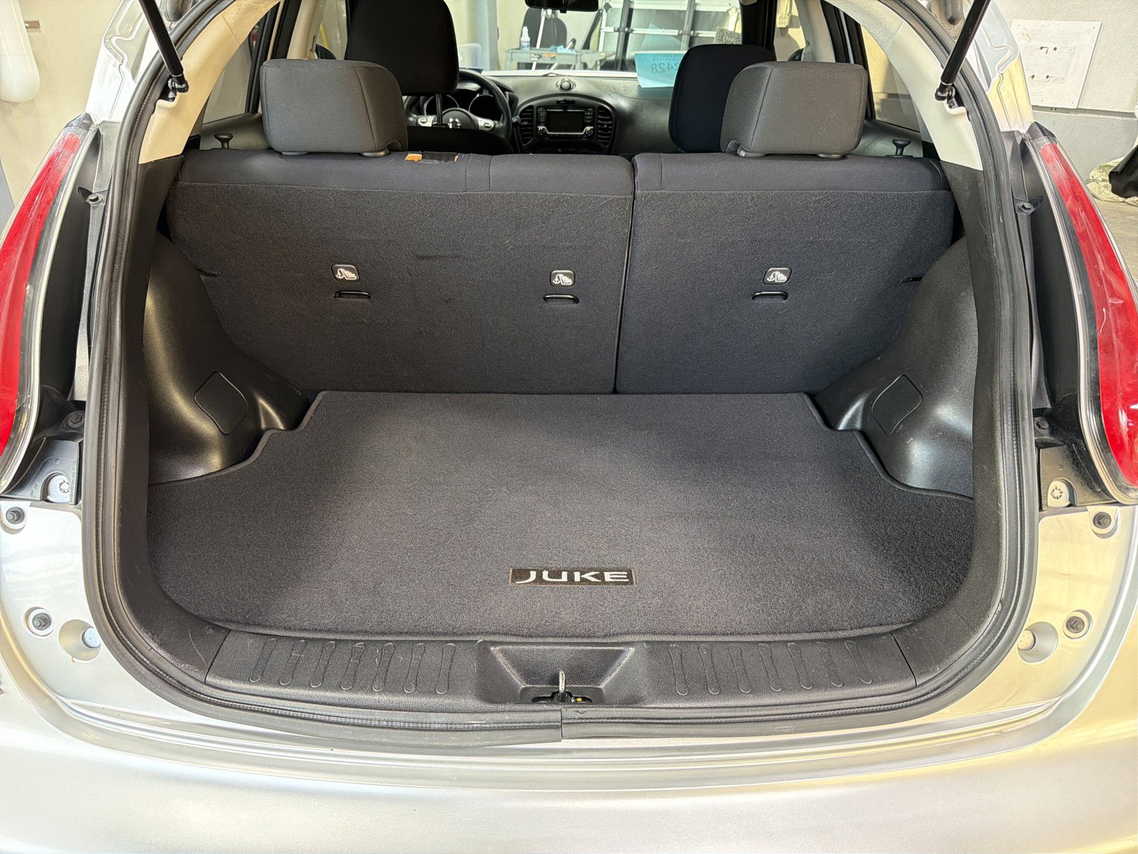 Used 2017 Nissan Juke S image 18