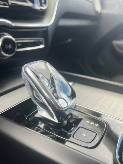 Certified 2025 Volvo XC60 B5 Ultra w/ Protection Package Premier AWD/4WD image 16