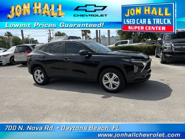 Used 2024 Chevrolet Trax LS w/ Driver Confidence Package FWD image 13